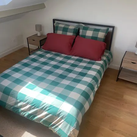 Paris Duplex Standing 1 * Les Lilas